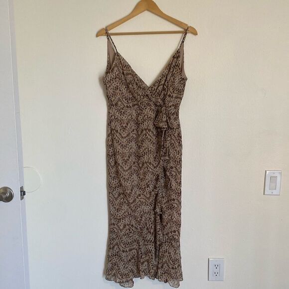 Bardot Ellie Dress in Animal Abstract Print Size 8 - Picture 4 of 15